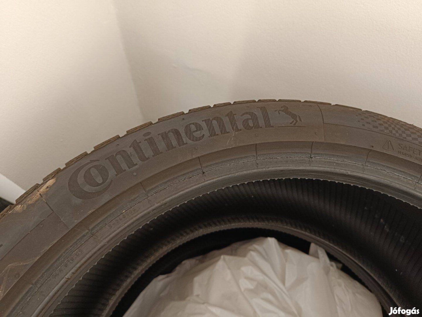 Continental Winter Contact Extra Load téli gumi 265/40/R21