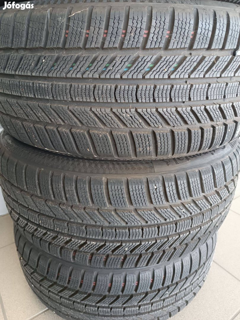 Continental Winter Contact TS870P Téli gumi garnitúra 225/40R18