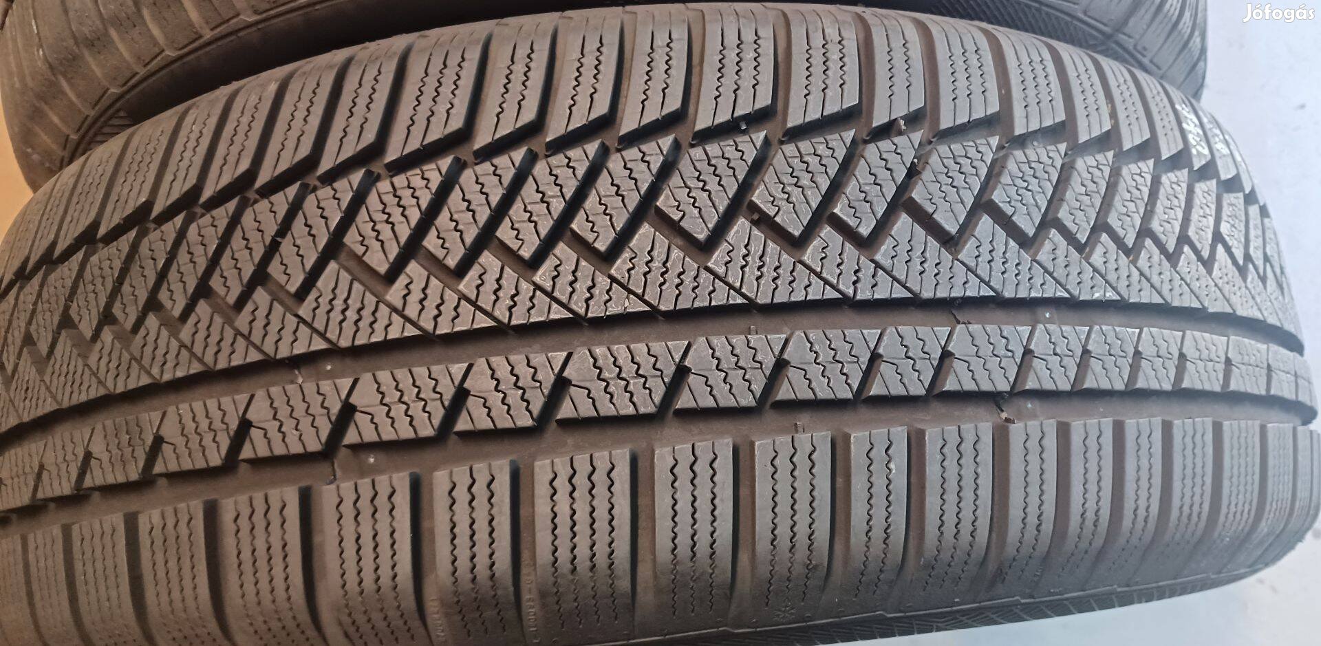 Continental Wintercontact TS850P 235/60 R18 téli gumik 4db.8,5mm