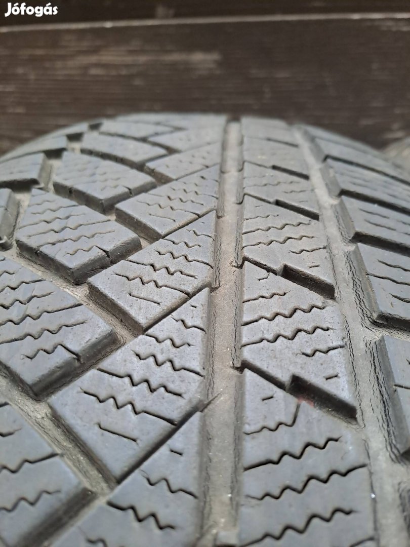 Continental Wintercontact TS850P 235/60 r18 téligumi 30e Ft/4db