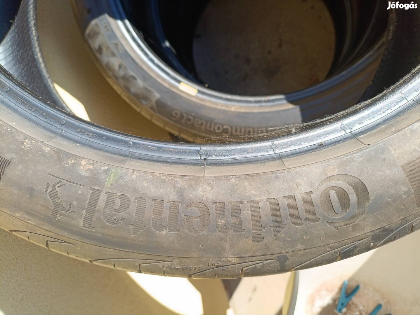 Continental használt nyári gumi 225/45. R19' 