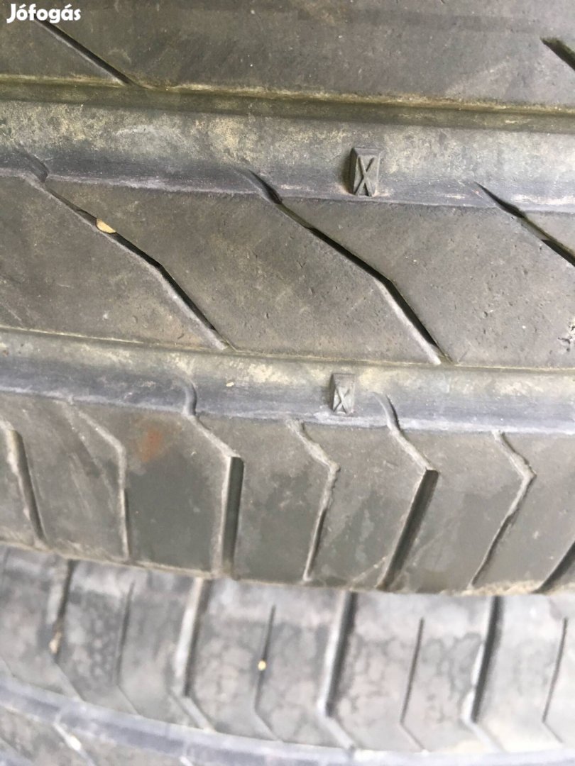 Continental nyári gumi 235/50 R18