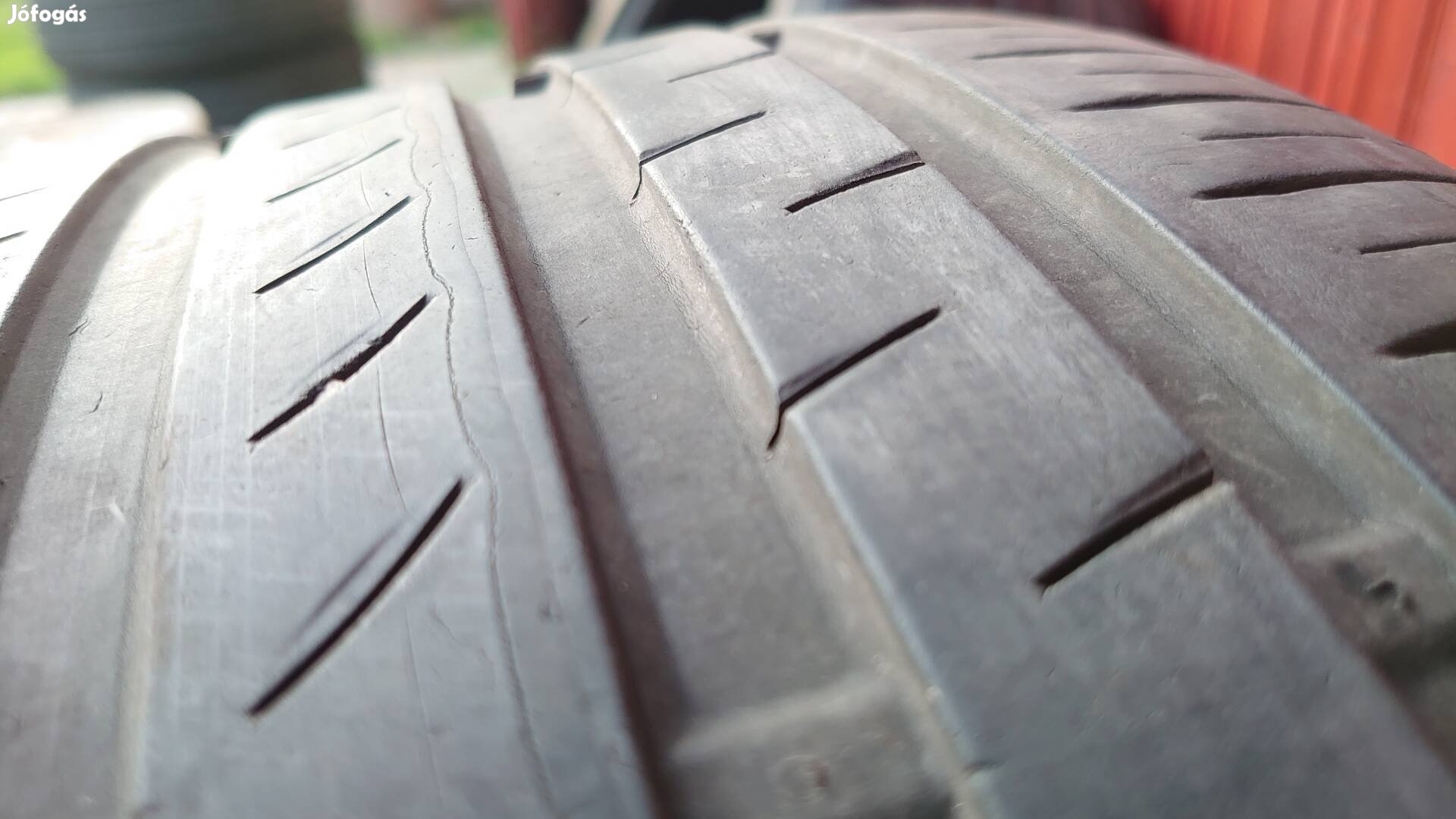 Continental nyári gumi eladó 245 40r 18