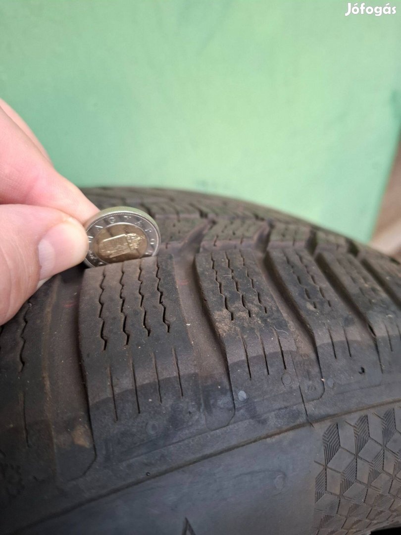 Continental téli gumi 21555 r17