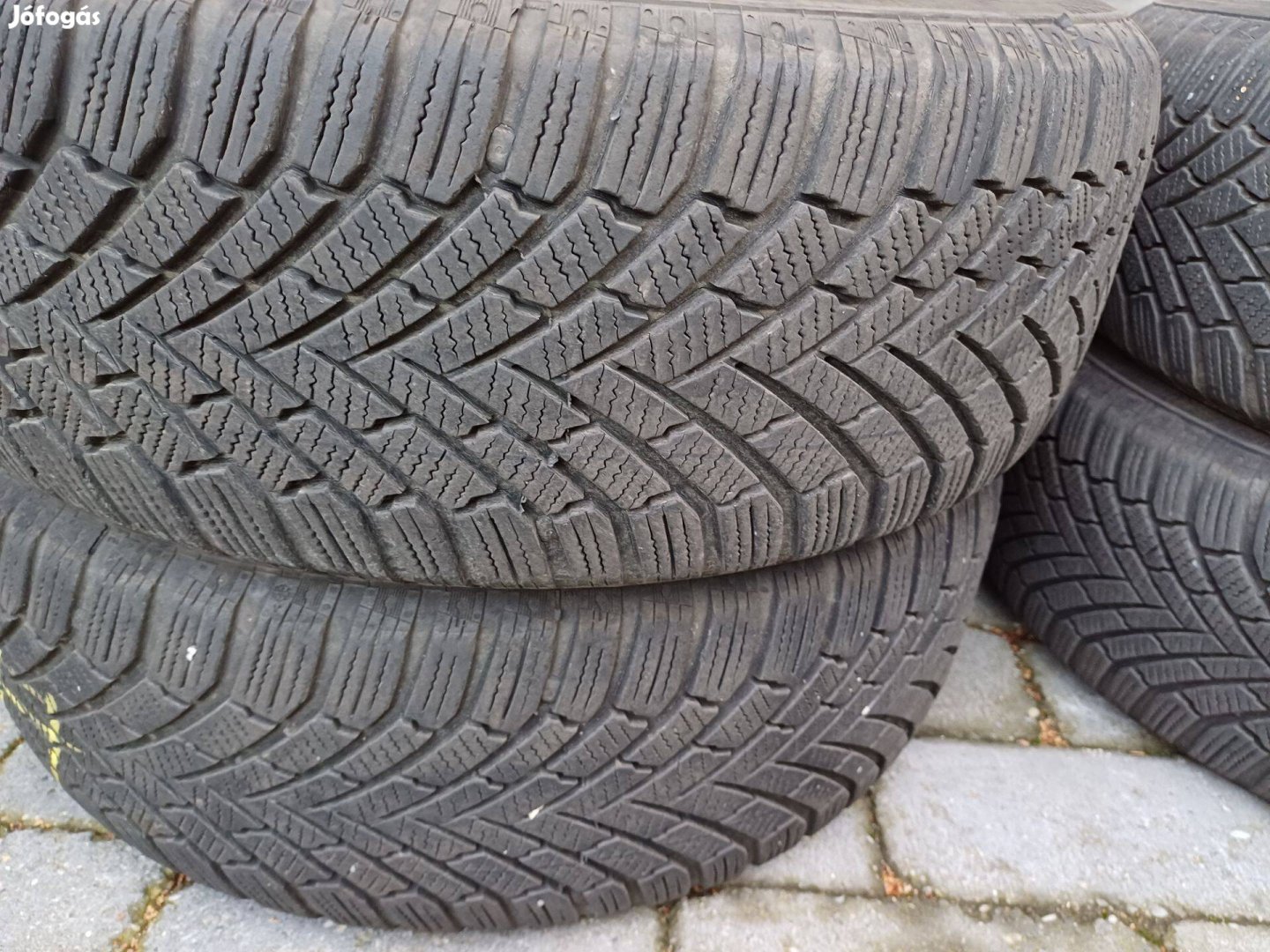 Continental teli gumiabroncs 205/55 R16