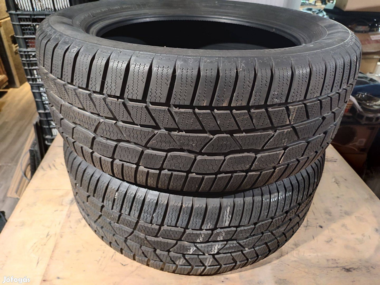 Continental téli gumik 245/50R18