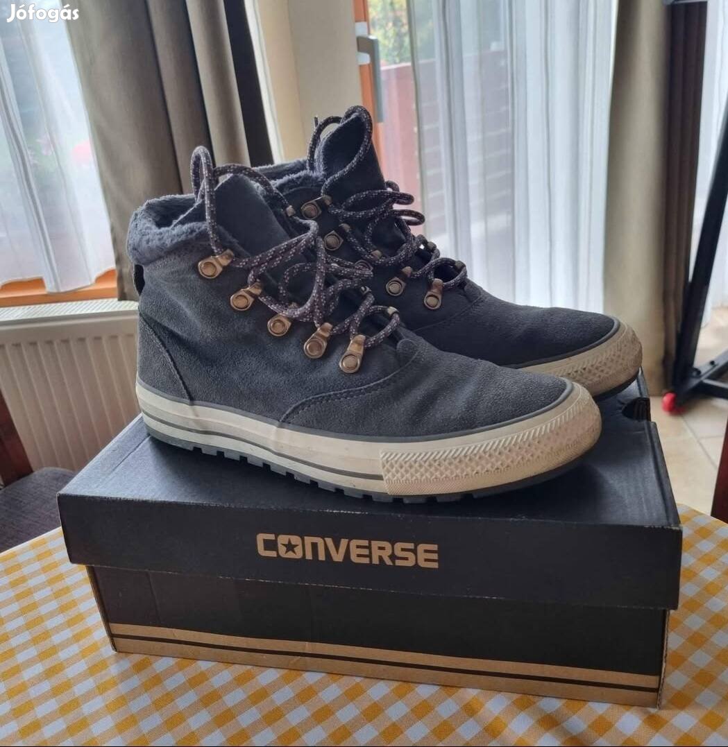 Convers téli bélelt 39