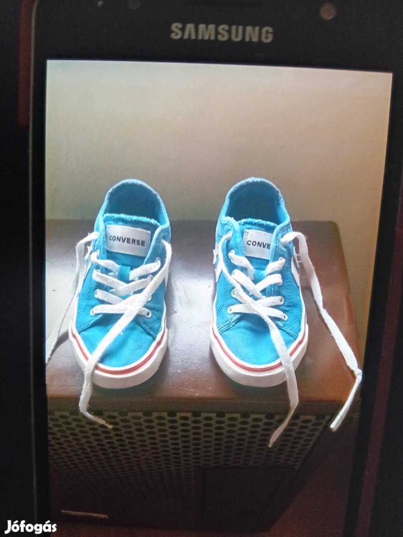 Converse 32es türkiz cipő, megfelelő állapotban!