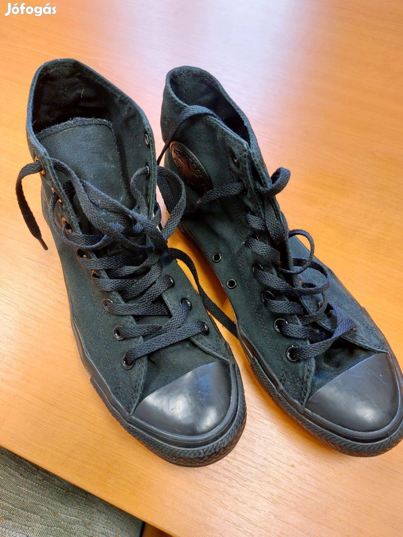 Converse 42-es tornacipő