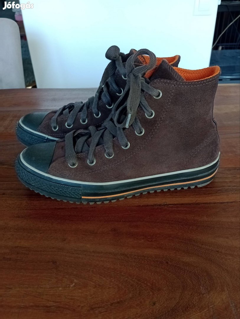 Converse Limited Edition velúrbőr cipő 39-es