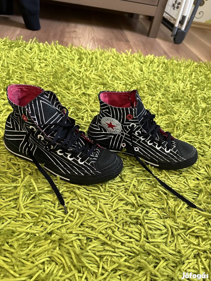 Converse Red női cipő 37 limitált