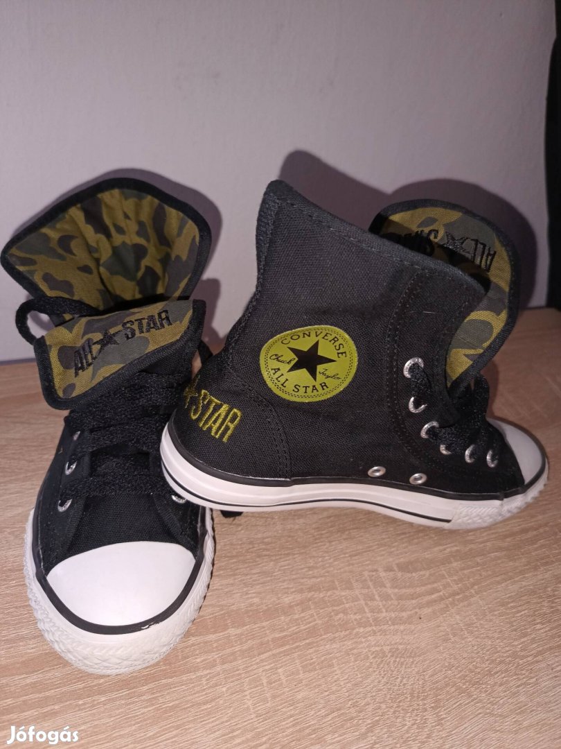 Converse  34-es gyerek cipő!