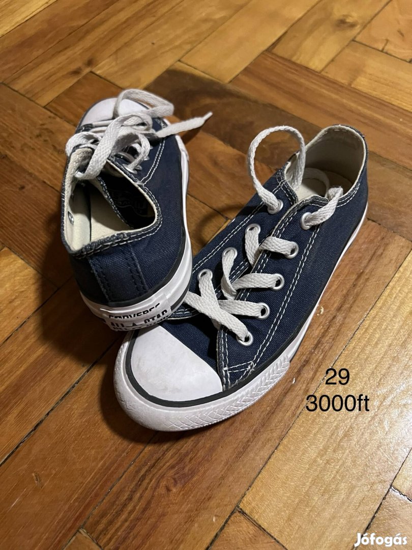 Converse cipő 29-es 