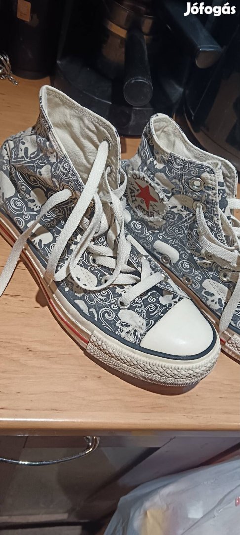 Converse cipő 37.5