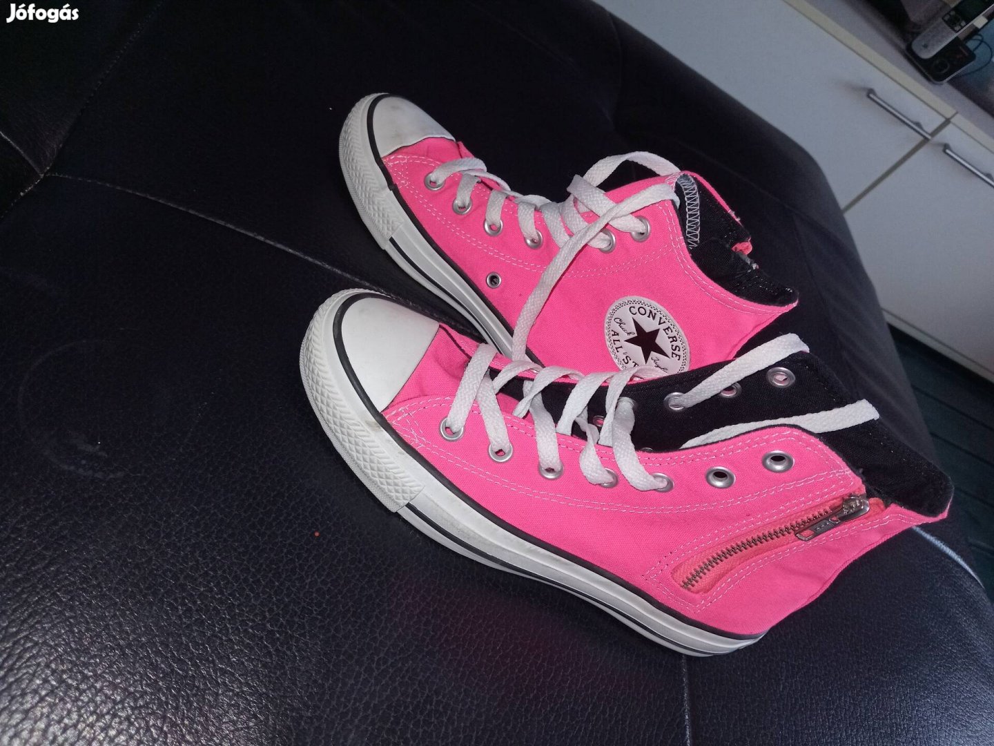 Converse magasszaru 37-es