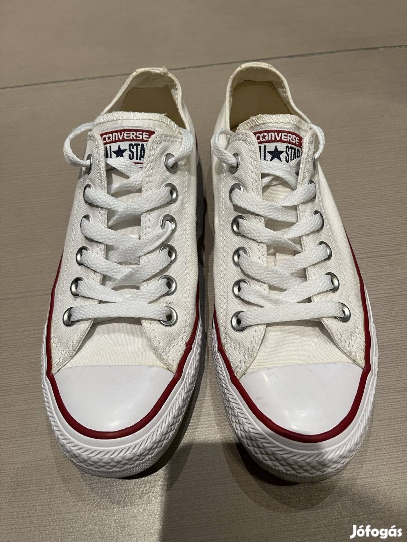 Converse női tornacipő 37