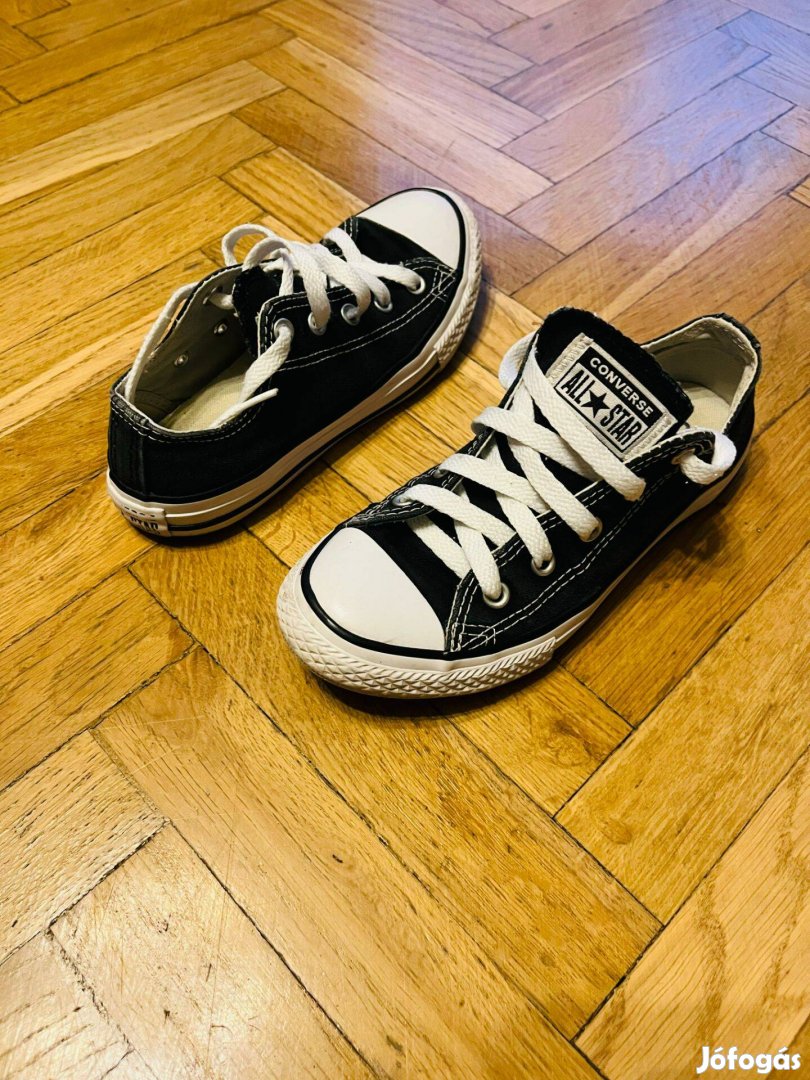 Converse tornacipő 32