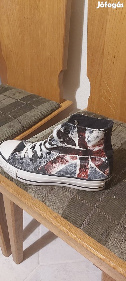 Converse új tornacipő 38 - 39-es eladó!