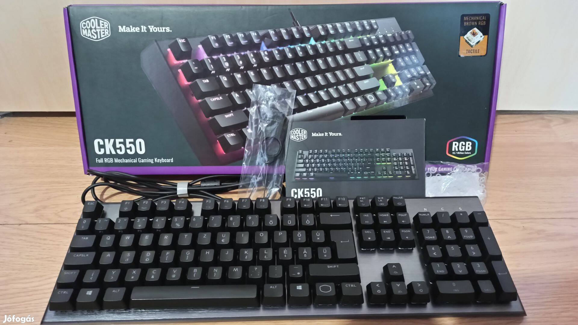 Cooler Master CK550 magyar mechanikus billentyűzet