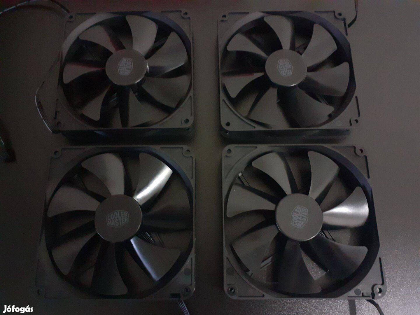 Cooler Master COSMOS ventilátor (4db) - 140mm, 1200 RPM, 4 Pin - Új!