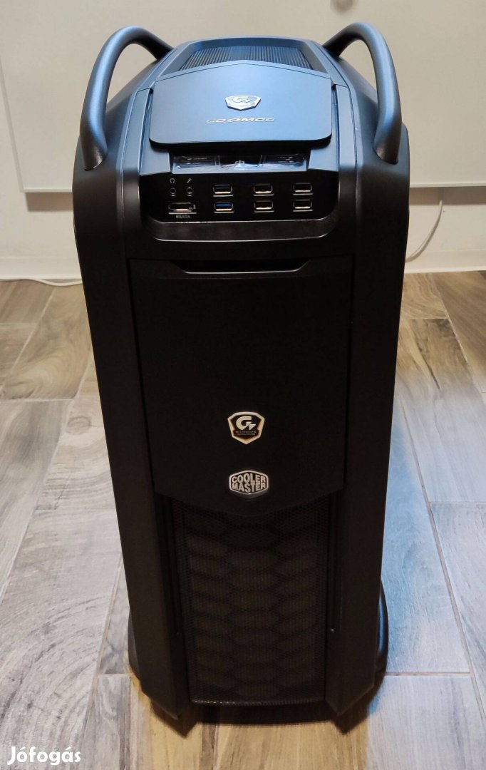 Cooler Master Cosmos II számítógép ház féláron