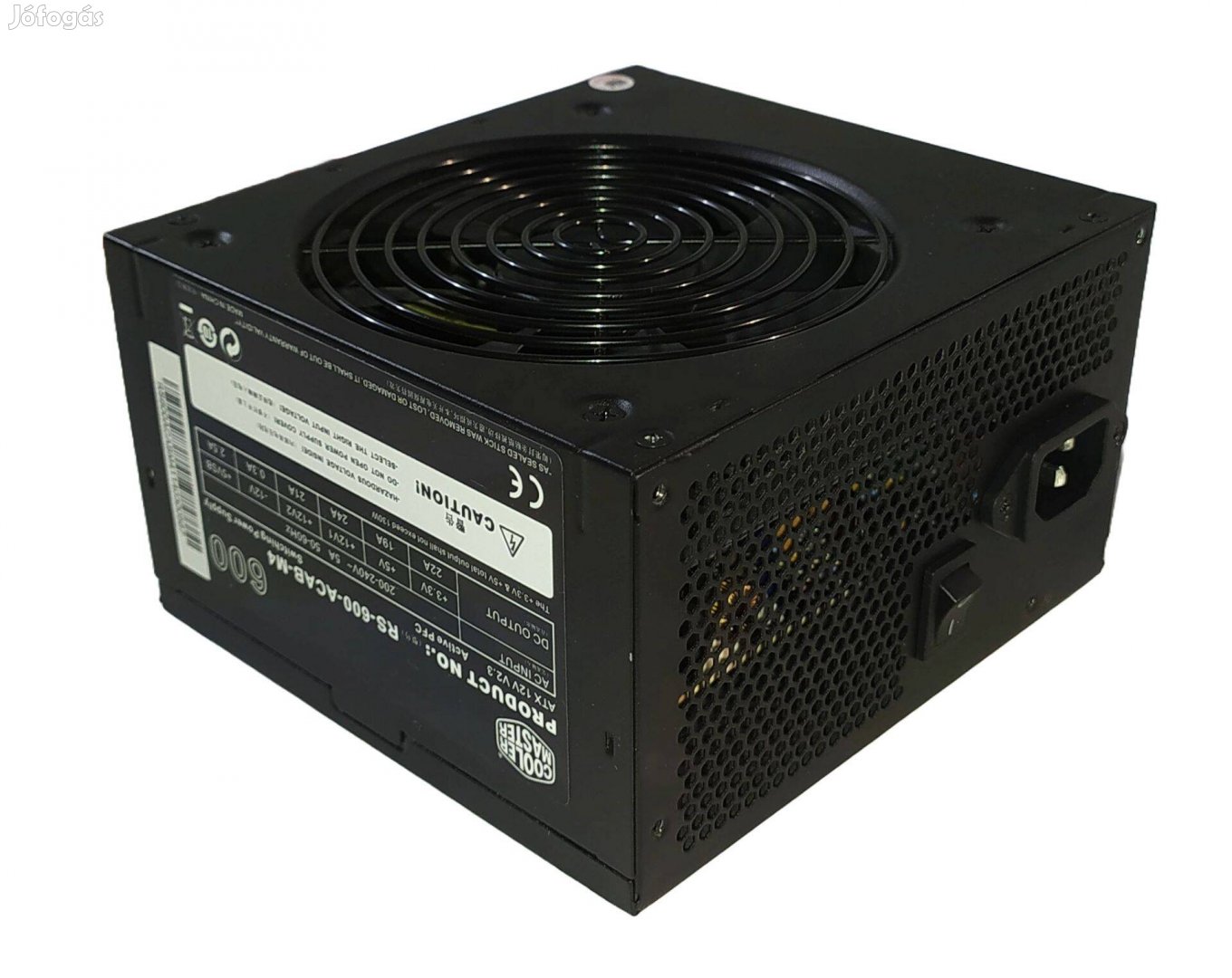 Cooler Master Elite Power 600W minőségi tápegység SATA / PCI-E