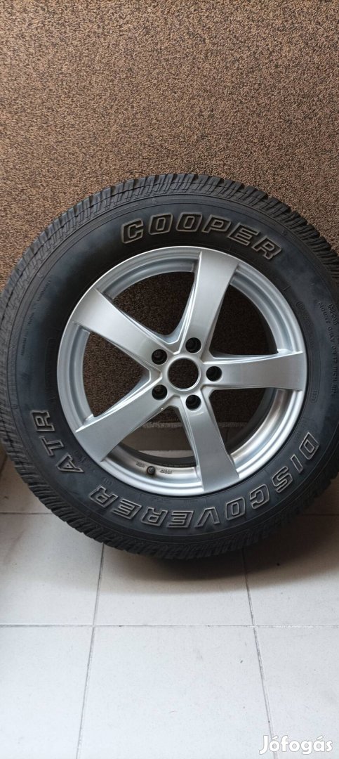Cooper Discoverer ATR gumi Dezent felni