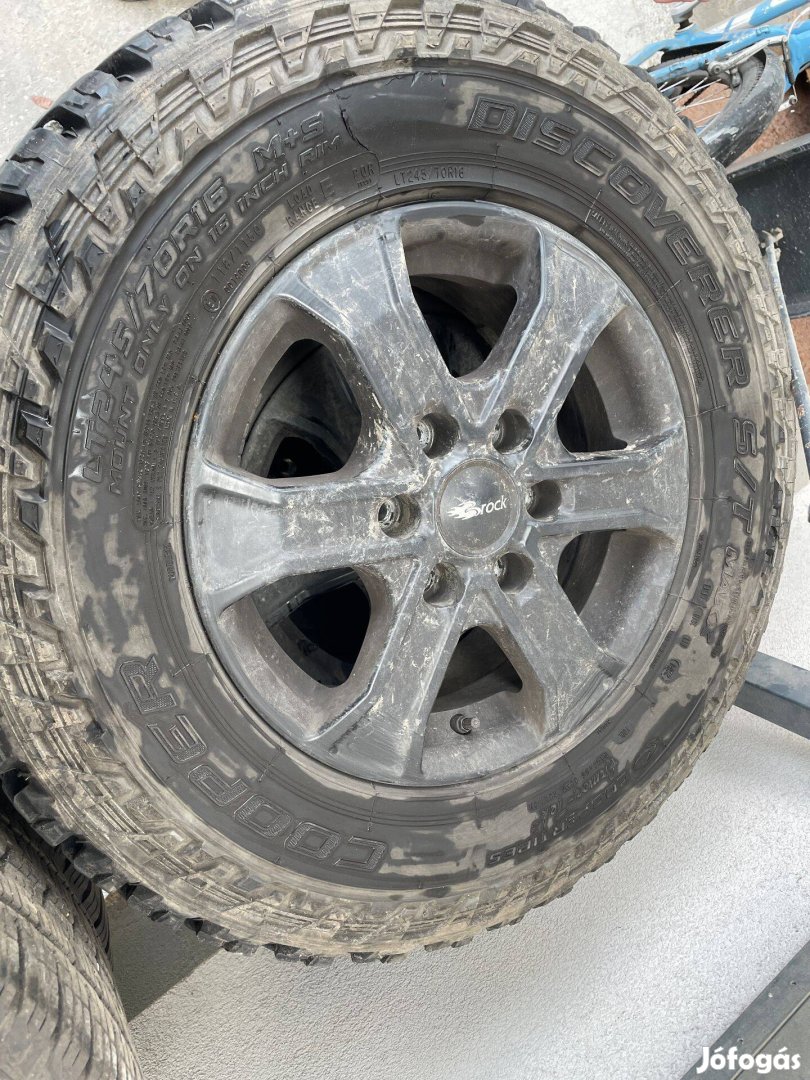 Cooper Discoverer S/T Maxx 16' - 2022