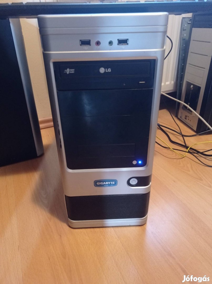 Core i7xeon Pc (16gb ram/SSD/hd 7800 VGA)