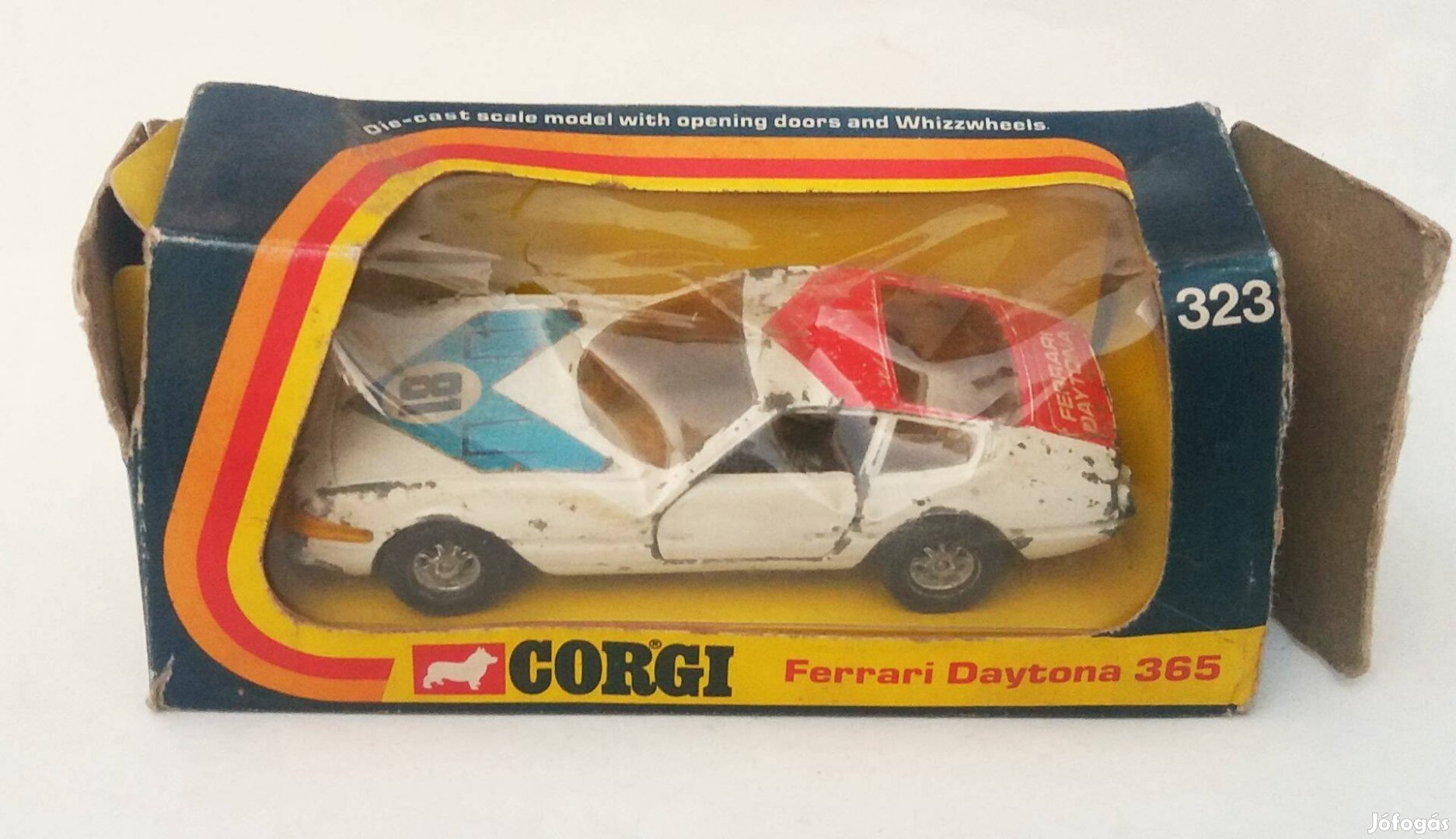 Corgi 323 Ferrari Daytona 365 autómodell retro játék régiség