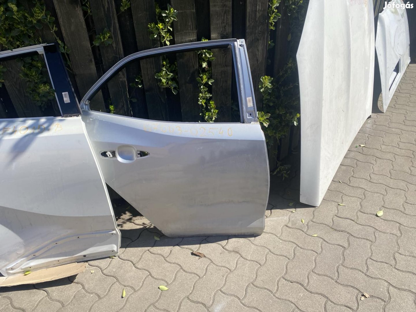 Corolla j.h.ajtó 2019-től eladó