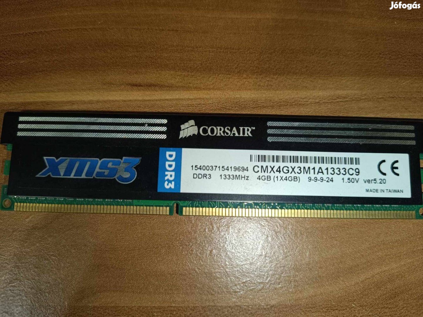 Corsair XMS3 1333MHz CL9 4GB memória