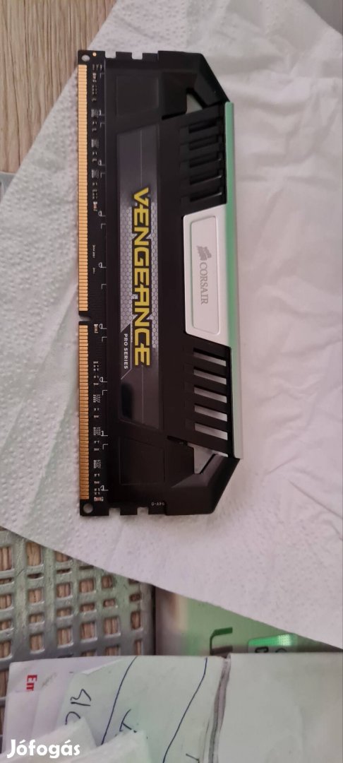 Corsair ram ddr3 8gb 1866.