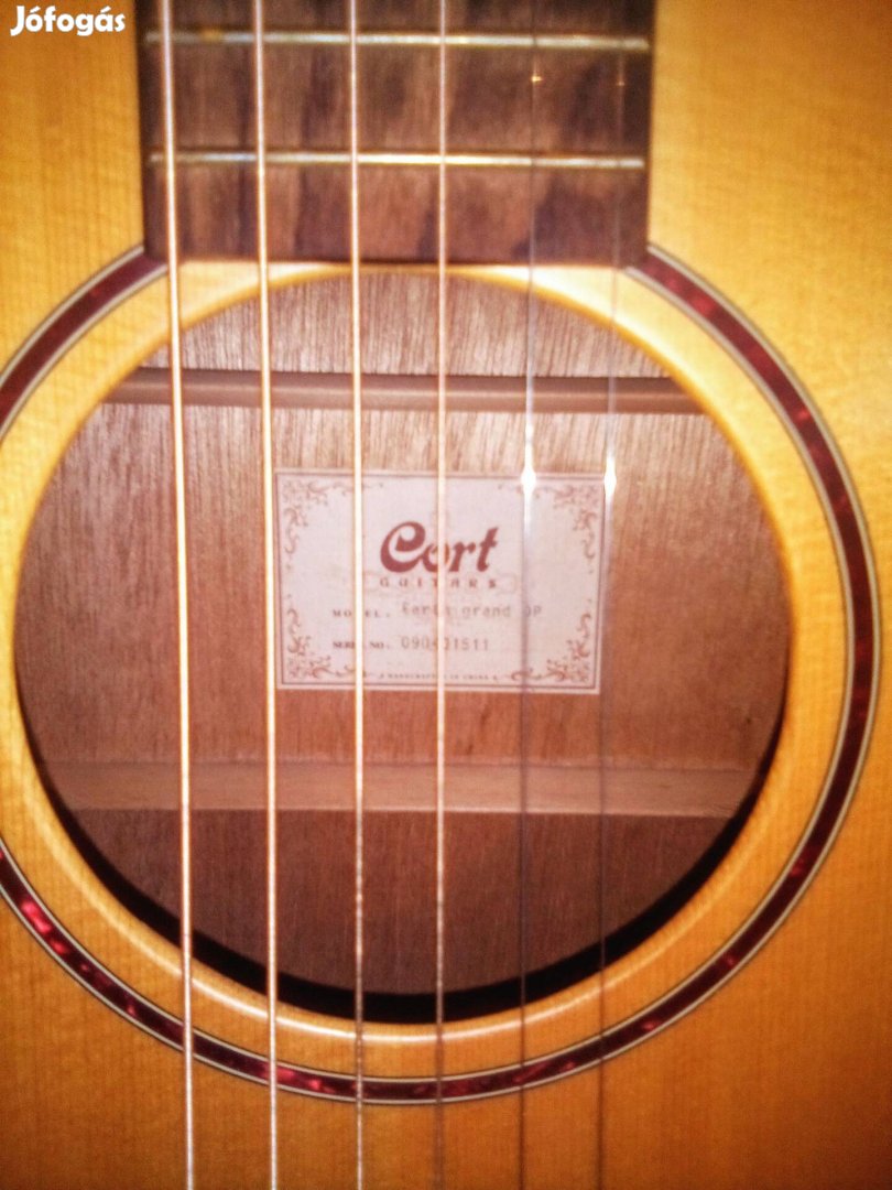 Cort Earth Grand Op akusztikus bronz húros gitár!