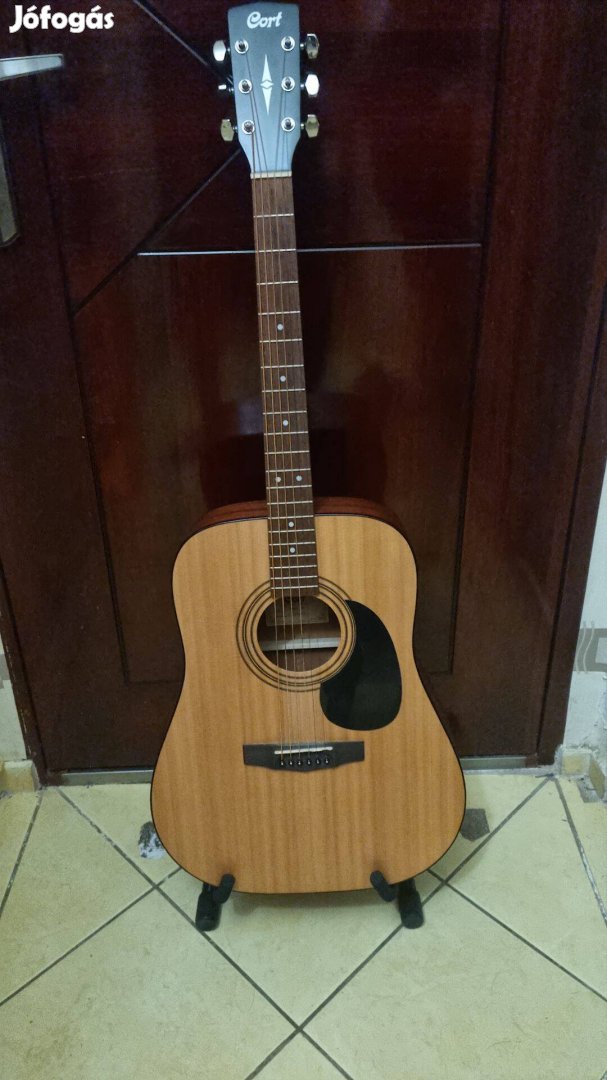 Cort akusztikus gitár