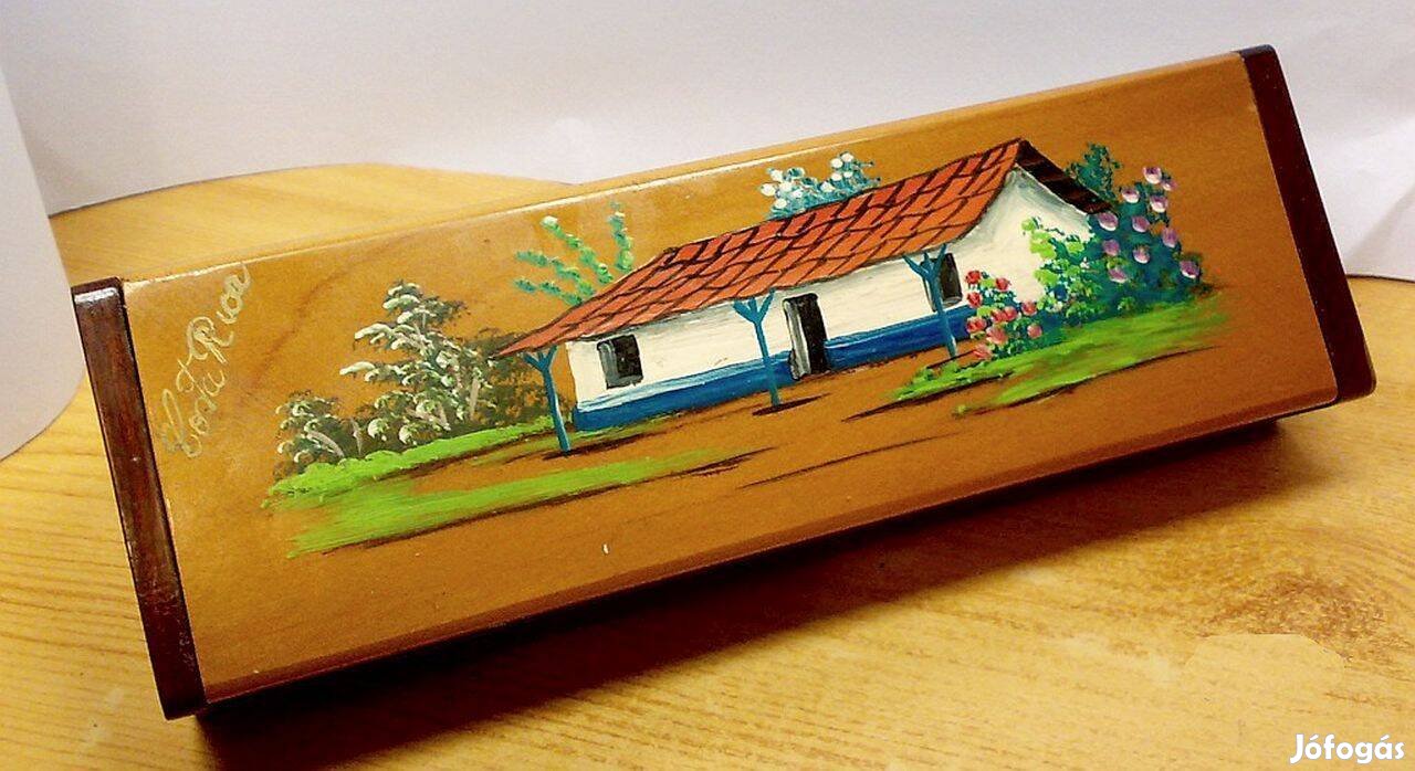 Costa Rica-i emlék, festett fedelű ékszeres dobozka fából, vidéki lakk