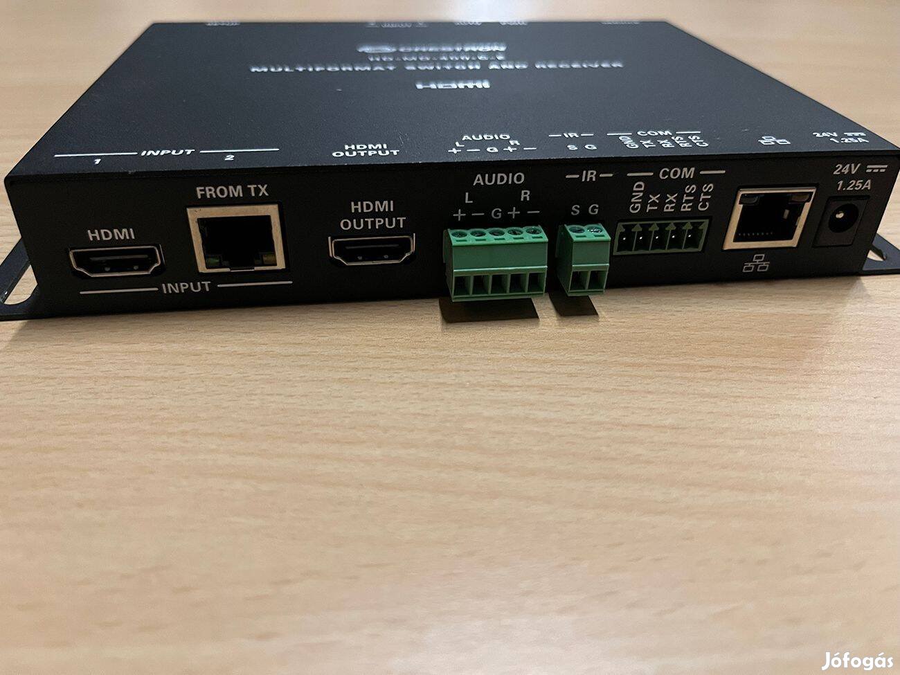 Crestron HD-MD-400-C-E switch and receiver - adó- vevő