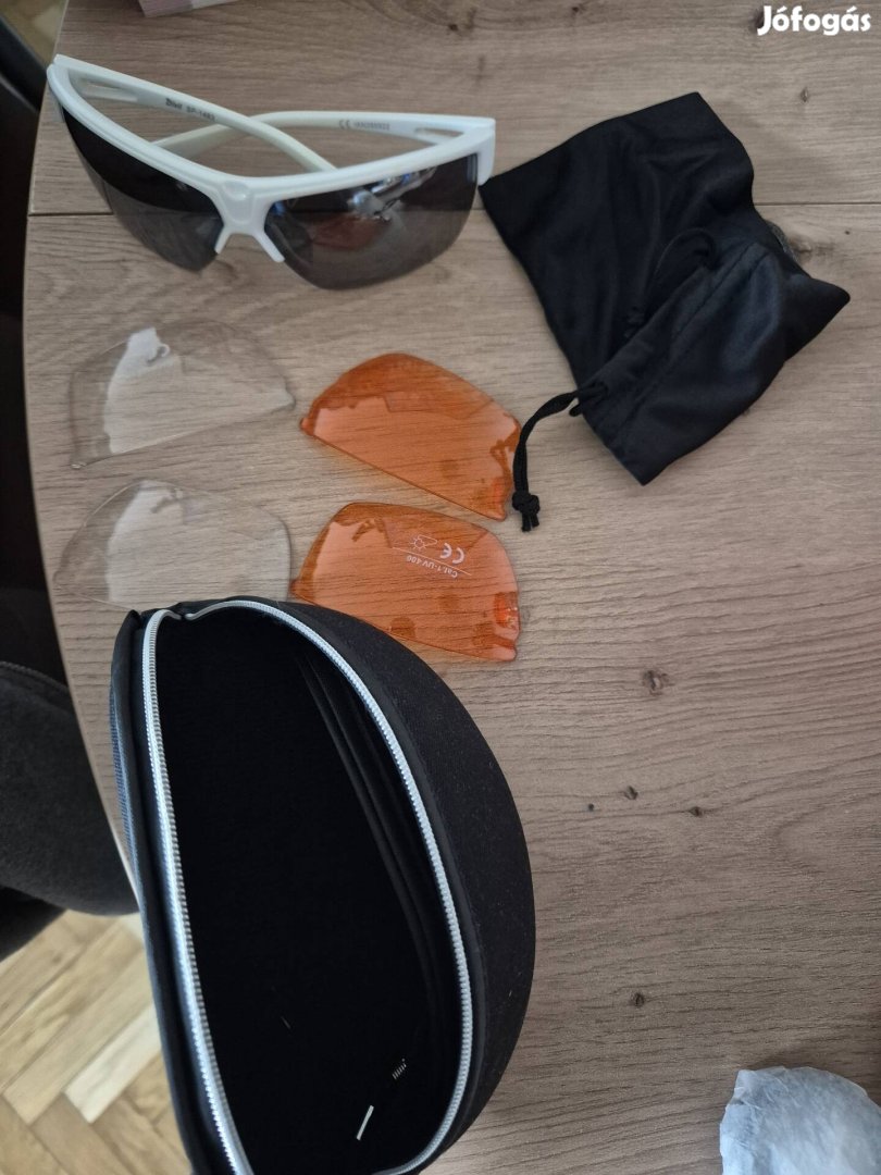 Crivit napszemüveg sportoláshoz - 3 pár cerelhető lencsékkel