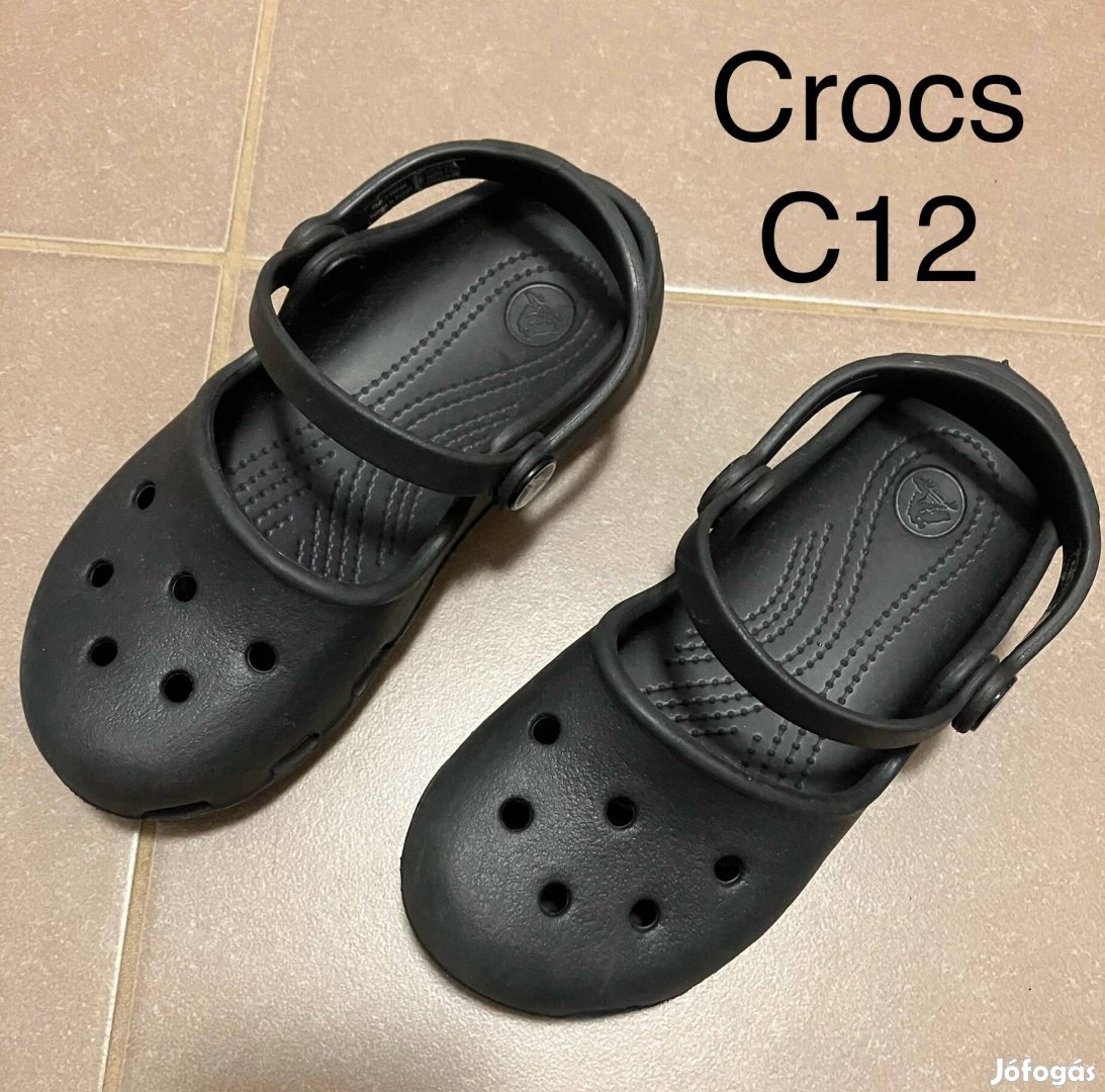 Crocs C12 fekete papucs-szandál EU29/30