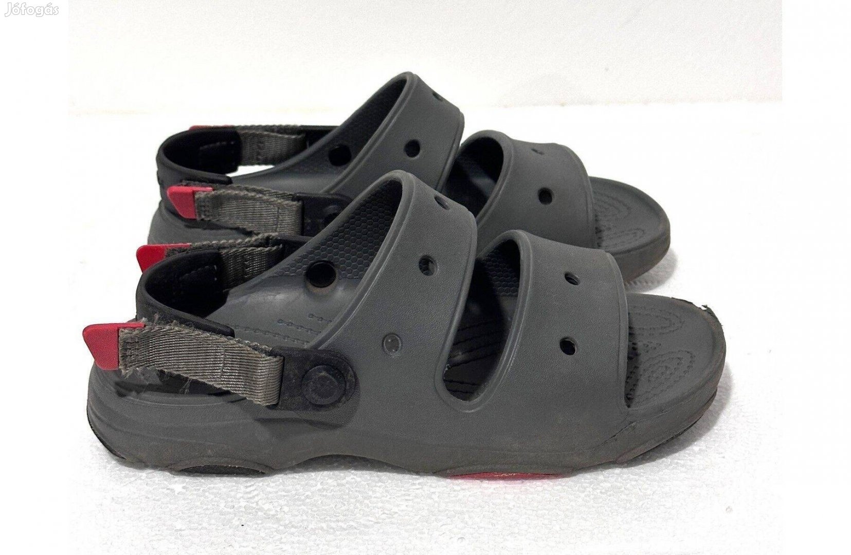 Crocs szandál fiúnak szürke színű (36-37) - állítható pántos