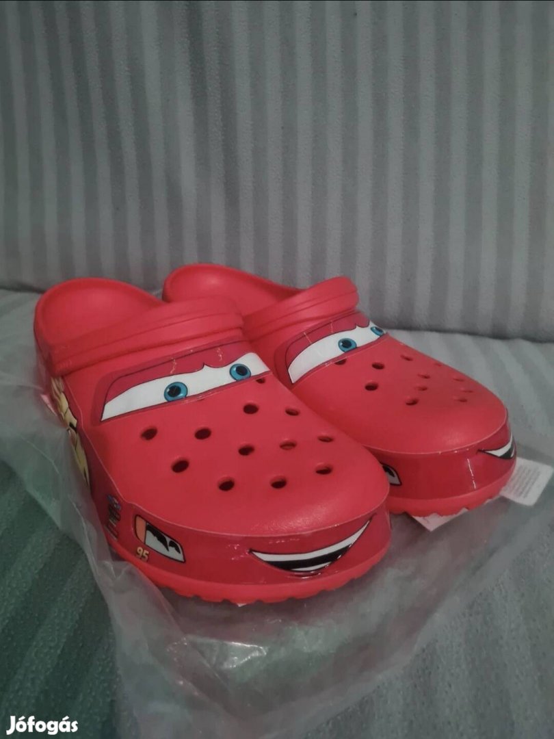 Crocs villám mcqueen papucs