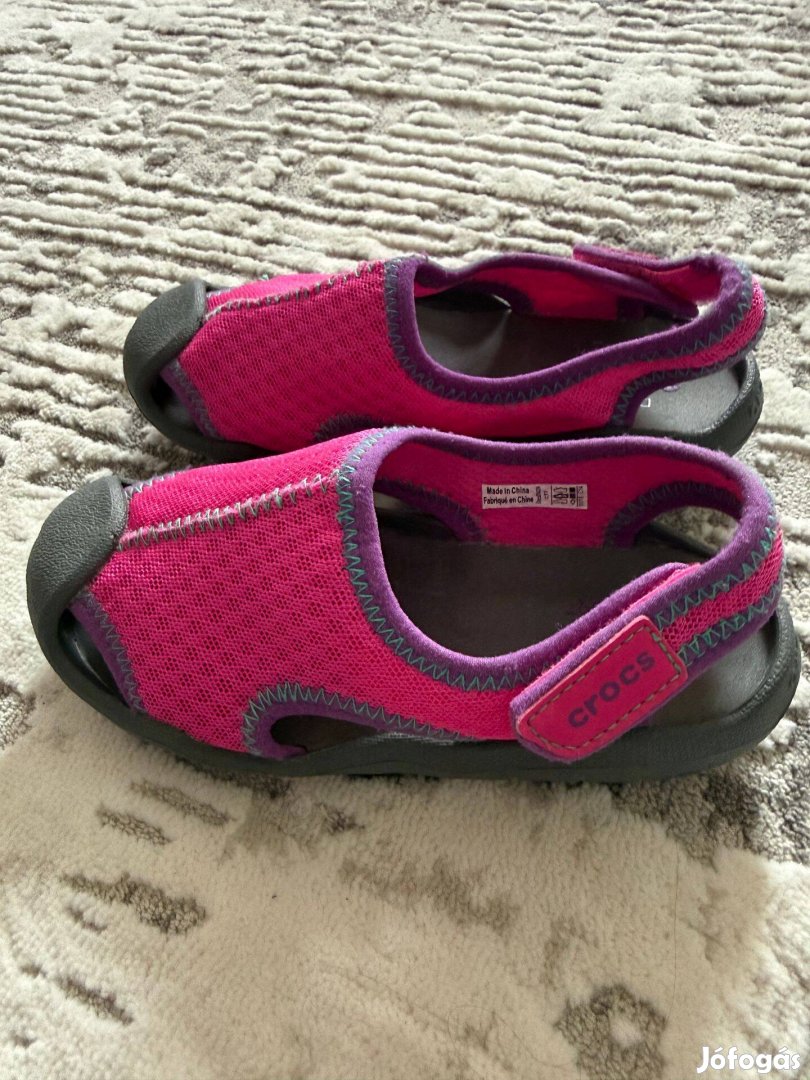Crocs vizi szandál C11