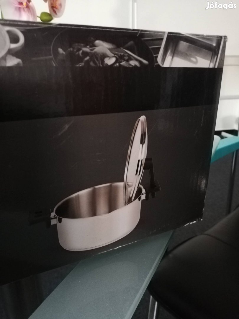 Crofton 24 cm lábas különleges fedővel - Új