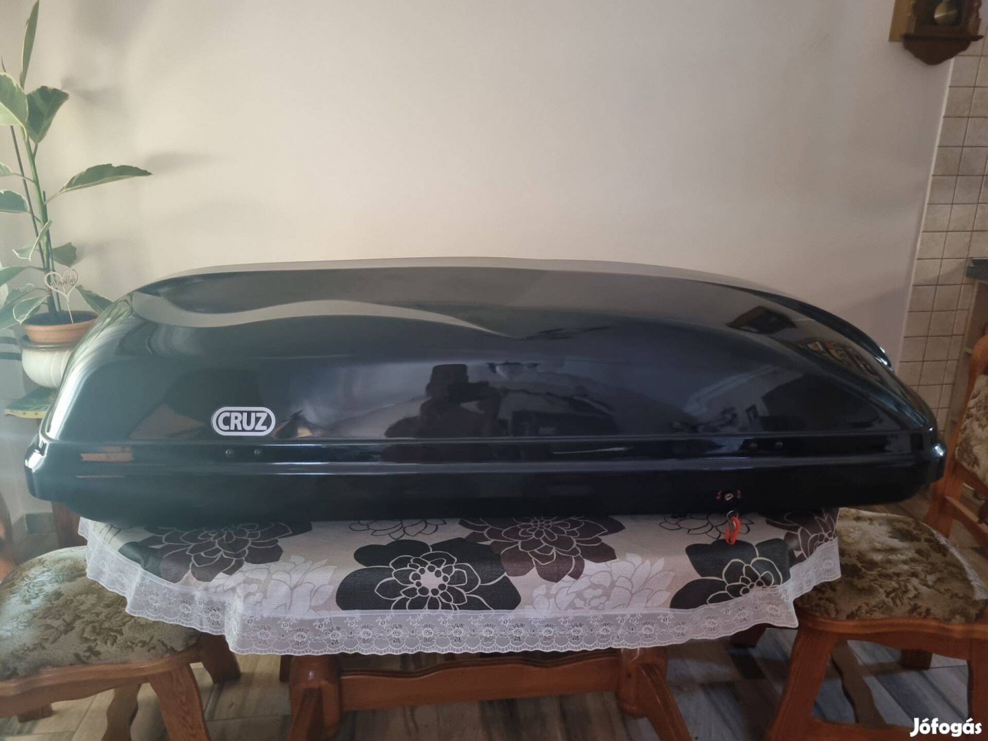 Crúz tetőbox eladó