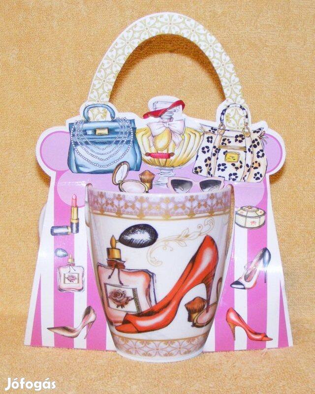 Csajos porcelán bögre cipő, parfüm