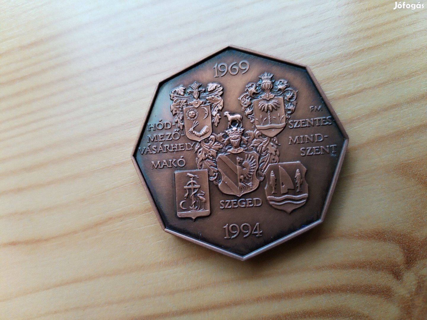 Csak 150 db készült az Éremgyűjtők Csongrádi szervezete 25