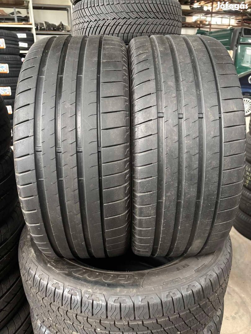 Csak 2 db 255/40R20 255/40 R20 újszerű Bridgestone nyári gumi Dot23
