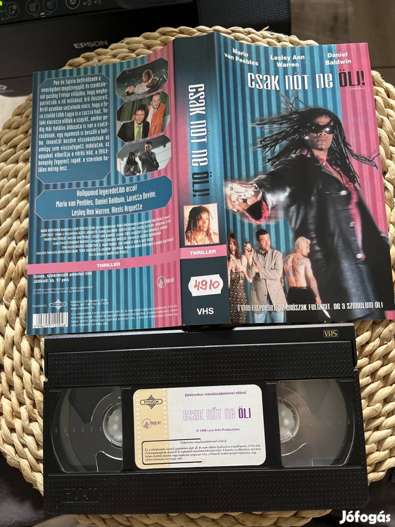 Csak nőt ne ölj vhs