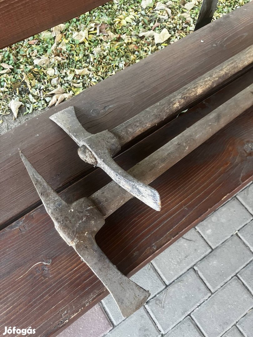 Csákány eladó 2 db.