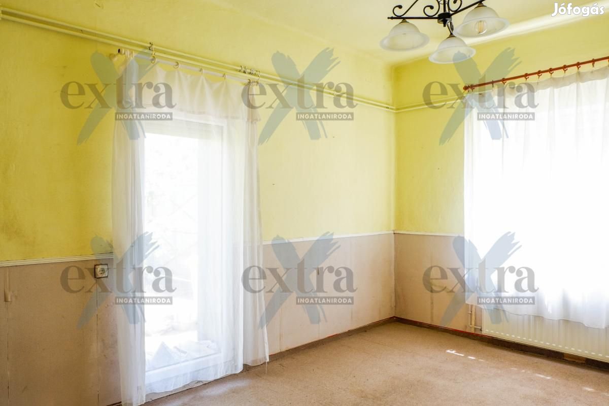 Családi ház eladó Bordány központjában, rendezett nagy